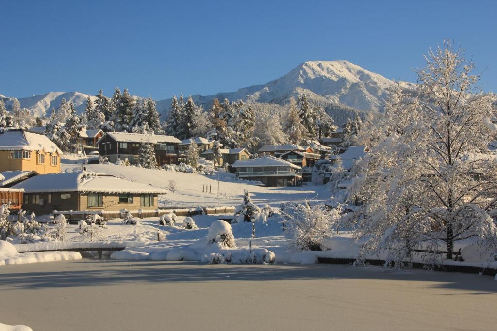 The St James Premium Accommodation Hanmer Springs Exterior photo